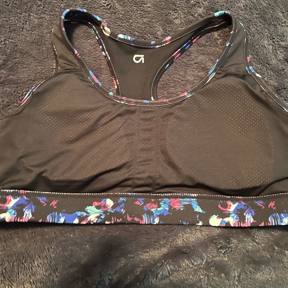 Gap Fit Sports Bra - Picture 2 of 5